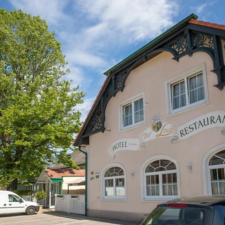 Self-Check-In Hotel Vinoq Mistelbach Bagian luar foto